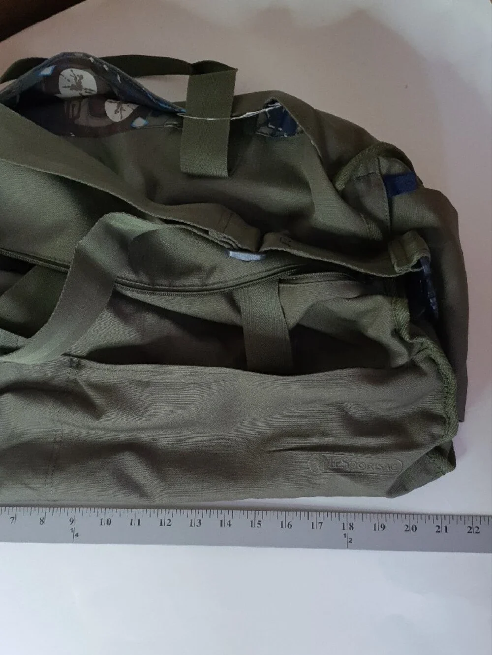 LeSportsac Olive Green Men's Duffel Bag with Shoulder Strap
